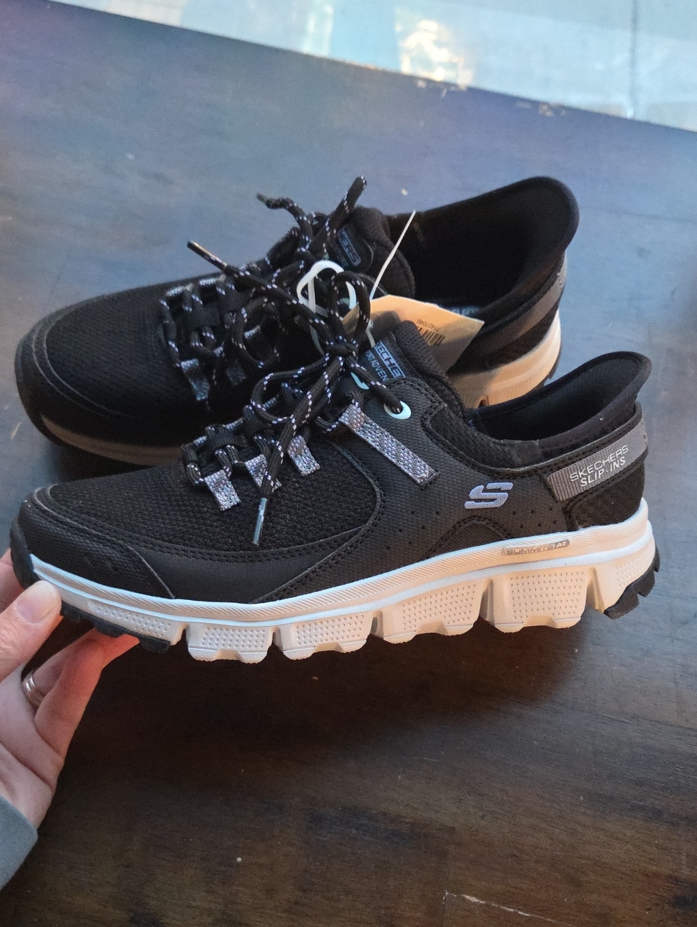Skechers Size 7 Women's Black and White Athletic Slip-On Sneakers NEW